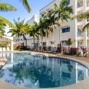 Madison Ocean Breeze **** Townsville